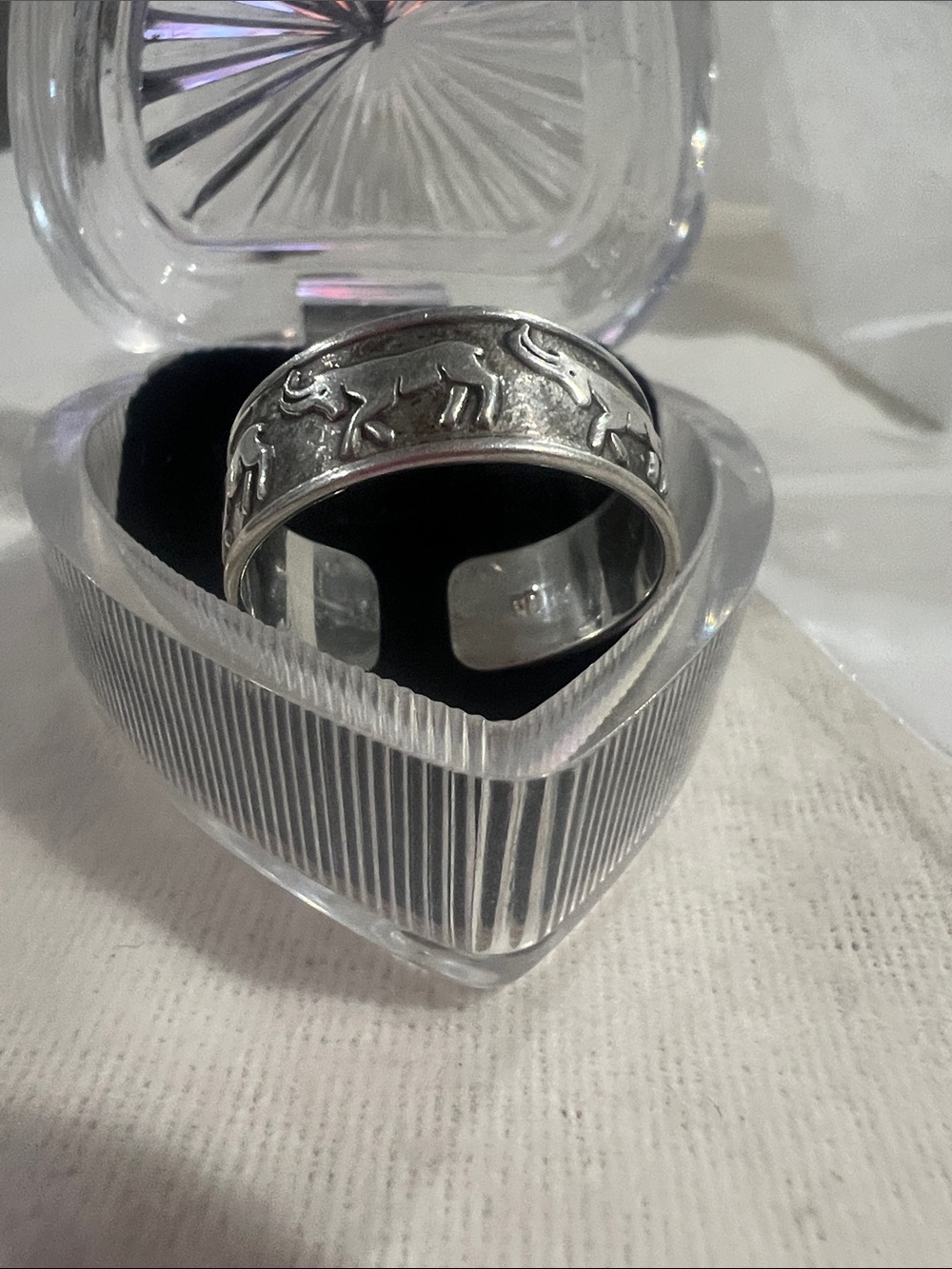 B#76Sterling Silver Elephant Band Ring - Silver